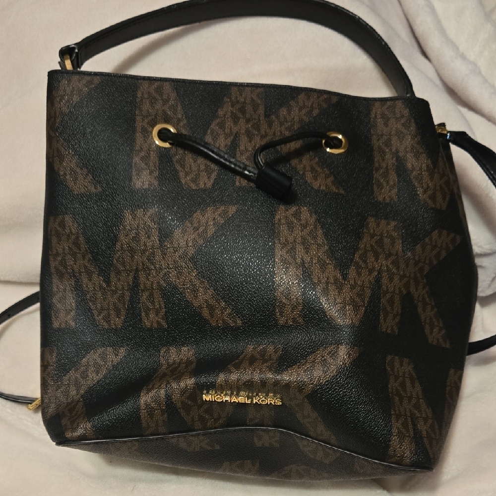 Michael Kors Black and Brown Shoulder Bag with Signature Design